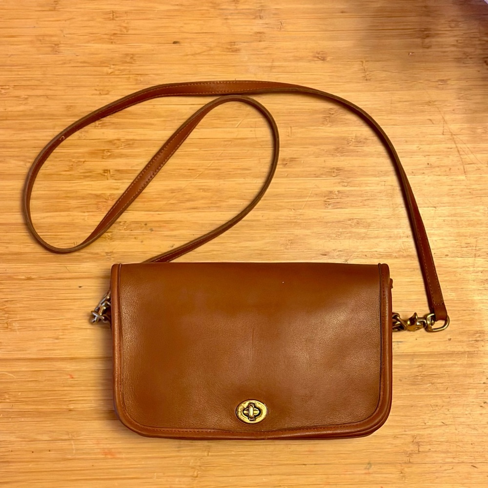 Coach 9755 Penny purse. Tan/Brown Leather Crossbody Bag